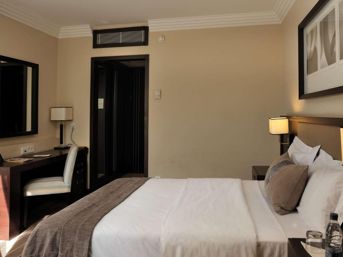 Pullman Lubumbashi Grand Karavia. Otel Dış mekan fotoğraf
